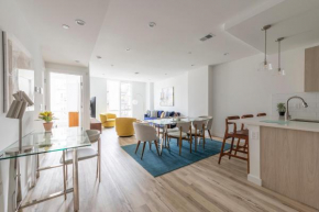 Sun-kissed 3BR Loft with Patio Minutes to NYC Hoboken
